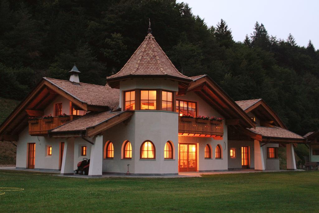 Bed and Breakfast Agritur Cornasest Breguzzo Zewnętrze zdjęcie