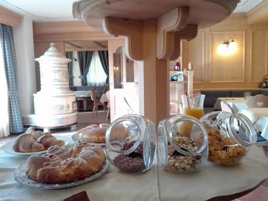 Bed and Breakfast Agritur Cornasest Breguzzo Zewnętrze zdjęcie